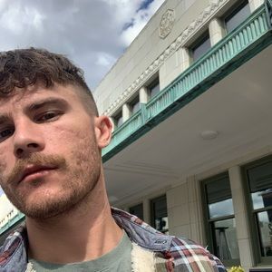 Meet your Posher, Stone